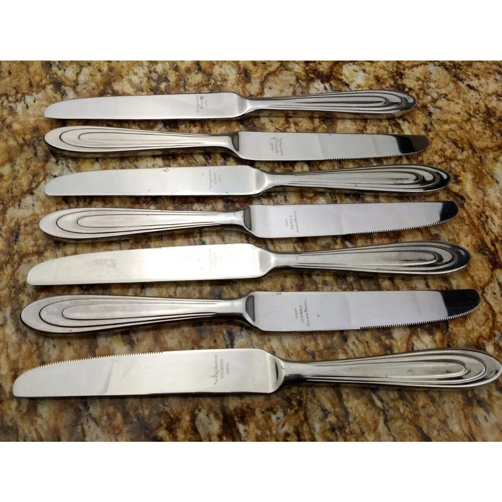 7 Reed & Barton Select ANSE ROYALE DINNER KNIVES 18/10 Korea‎ Stainless Flatware